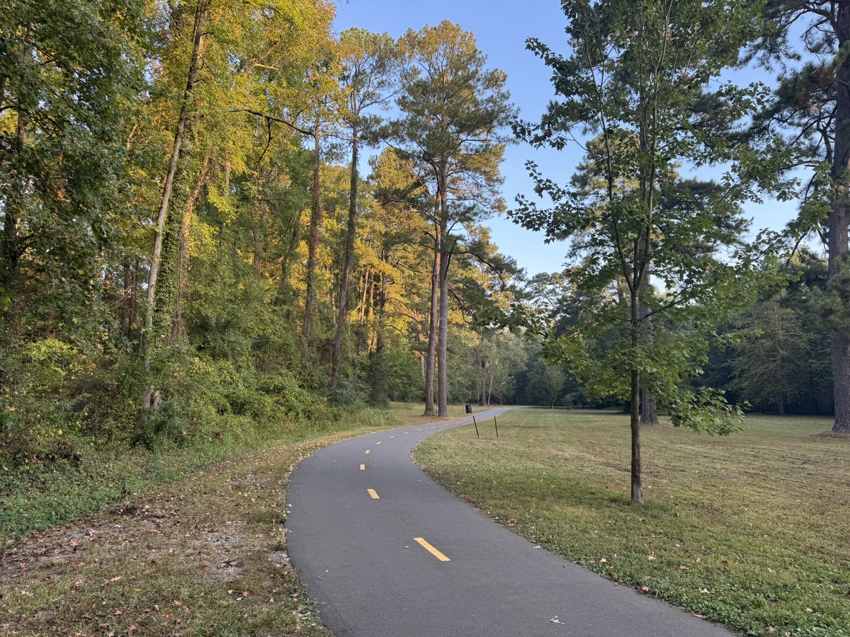 Rebecca Kortum tweet media