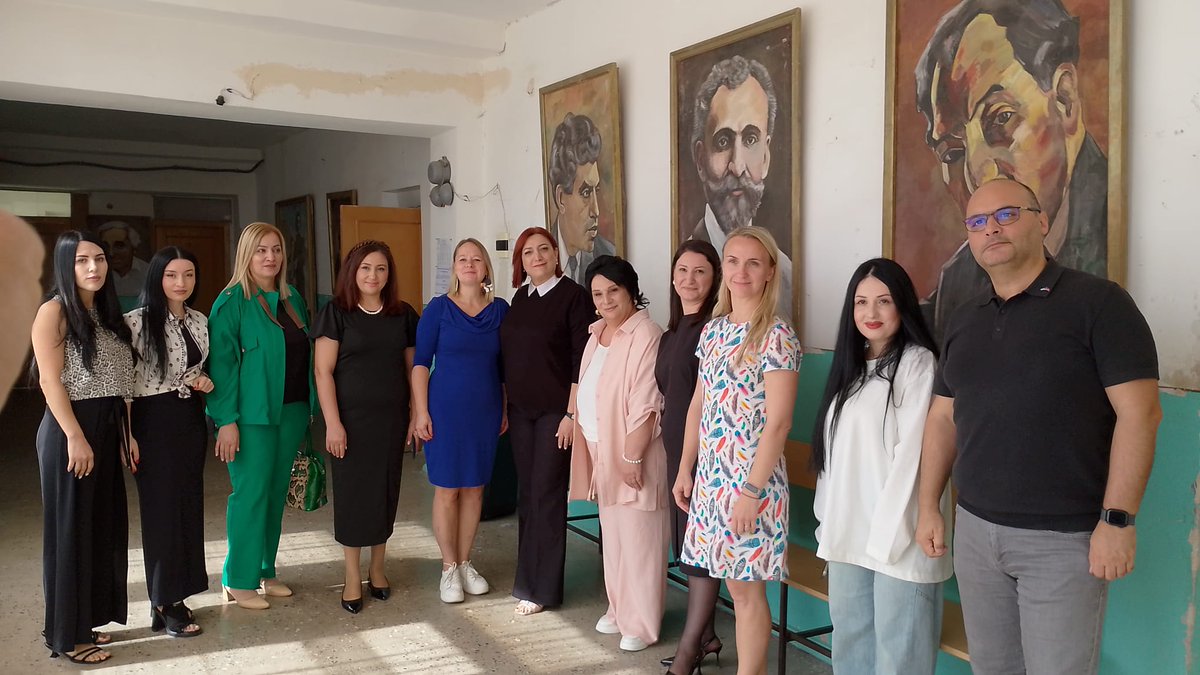 ESTDEVestonia's tweet photo. 🇦🇲 Happy Independence Day, Armenia!
We’re proud to support Armenia’s future through the 🇪🇪 #FutureSchool Program, empowering school leaders & teachers with modern, learner-centred tools.
Today, we launched the 11th 🇪🇪 🇦🇲 education project in Yerevan!
👉 Read more: https://t.co/MZUQbhSXUc
@haridusmin @MFAestonia @KlenJaarats @armgov
#FromThePeopleOfEstonia #futureschool #educationalleadership