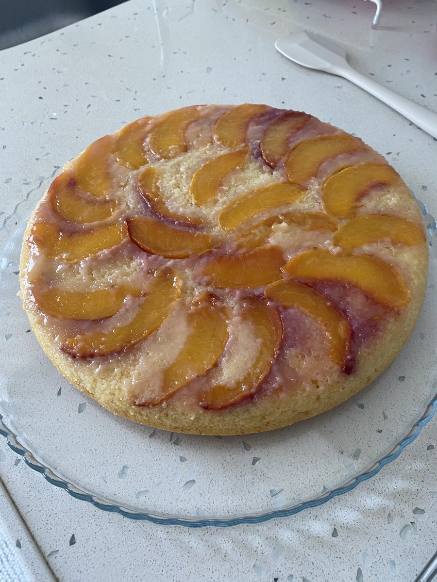 symath_'s tweet image. Kim uydurdu bu yazın en favori tatlısı diye bilmiyorum ama emek israfı denemeyin sakın