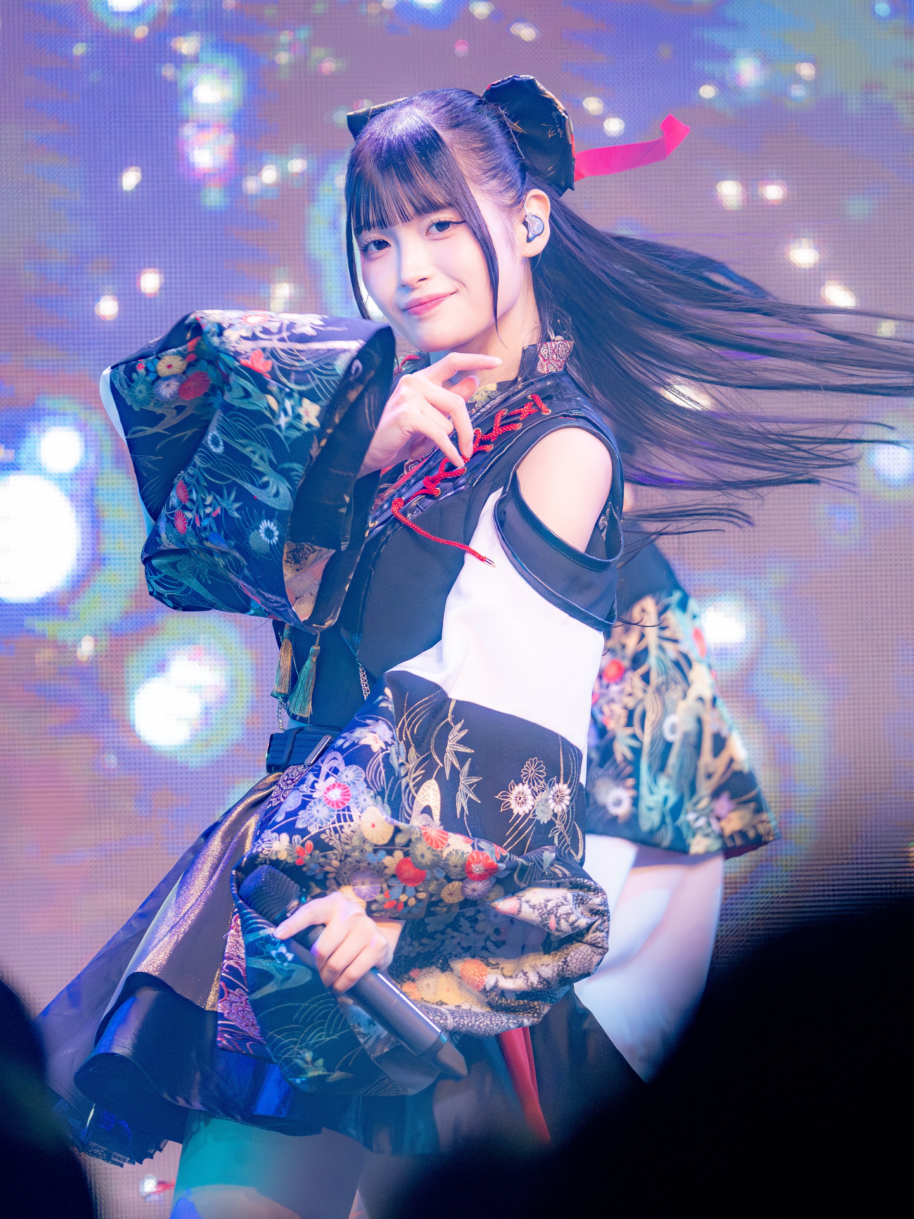 アイドル WEST. Merch Market Official Artist Video #116~ WEST. 10th