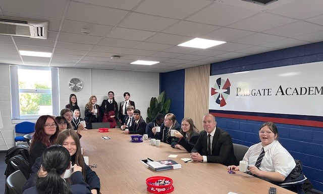 padgateacademy's tweet image. Our students are off to a fantastic start this term! Today, they celebrated with hot chocolate and conversation with the principal. Proud of our students for kicking off the year with energy and excellence.
