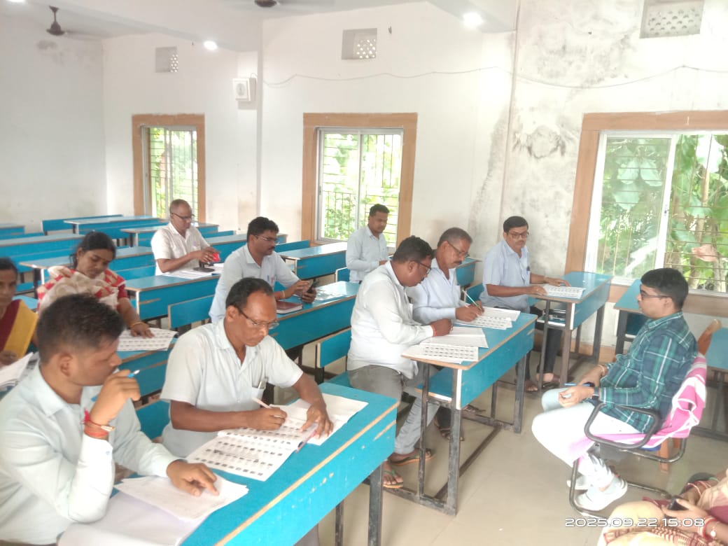 Sub-Collector & SDM Athamallik tweet media