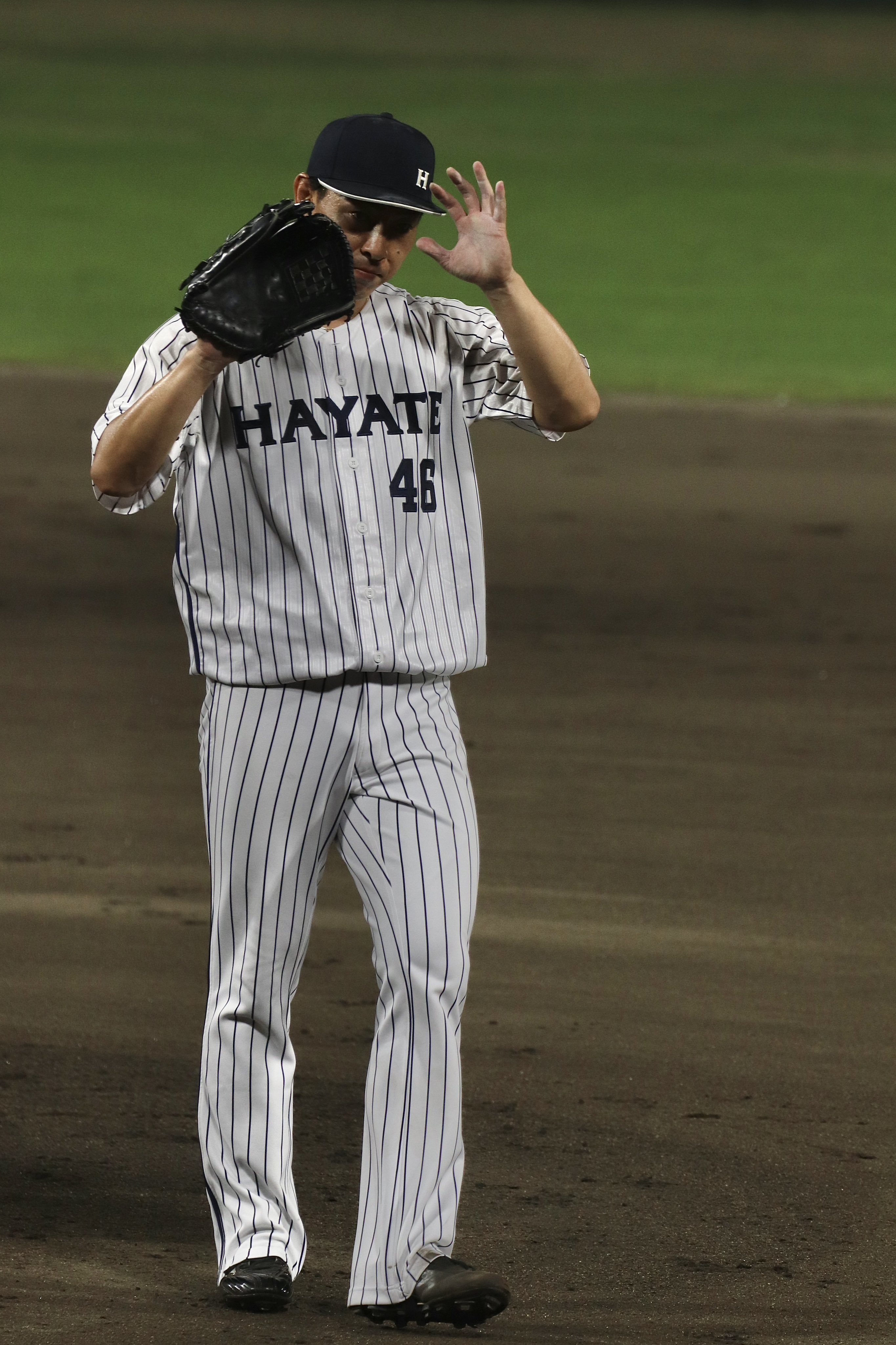 藍 on X: 