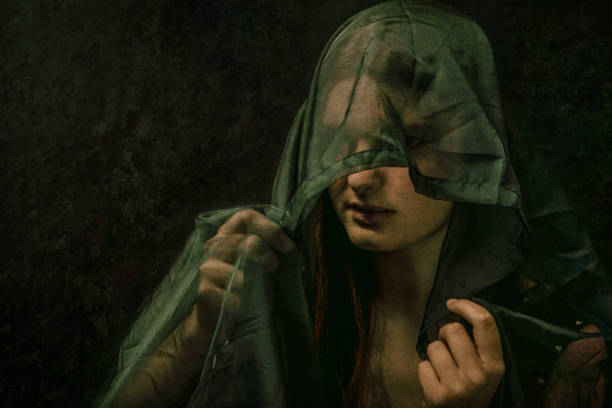 <a href="/CatarinaLeiroz/">Catarina Leiroz ☦ 🅉</a> 4-We reject the Enlightenment’s absurd mix of Equality, Liberty, and Fraternity. Traditionalism transcends left-right divides, seeking the primordial, the One, the pre-dual. It restores unity of thought and action, subject and object, aligning the soul with the Eternal Order