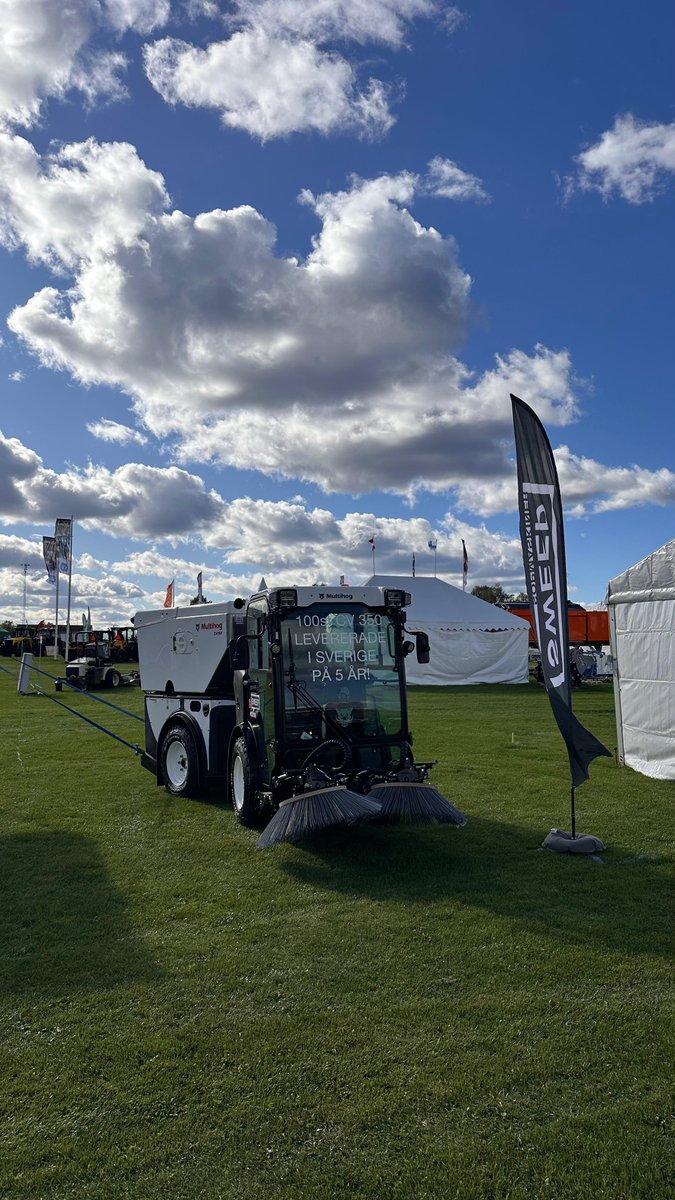 Multihog's tweet image. We’re all set up and ready to go at Elmia Park, Sweden’s leading outdoor environment exhibition, running from September 23–25!

We’re here with our Swedish dealer Sweep Sopmaskiner AB at Stand 603:10, showcasing three versatile Multihog machines built for year-round maintenance.