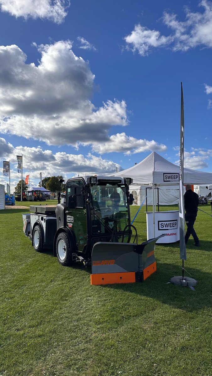 Multihog's tweet image. We’re all set up and ready to go at Elmia Park, Sweden’s leading outdoor environment exhibition, running from September 23–25!

We’re here with our Swedish dealer Sweep Sopmaskiner AB at Stand 603:10, showcasing three versatile Multihog machines built for year-round maintenance.