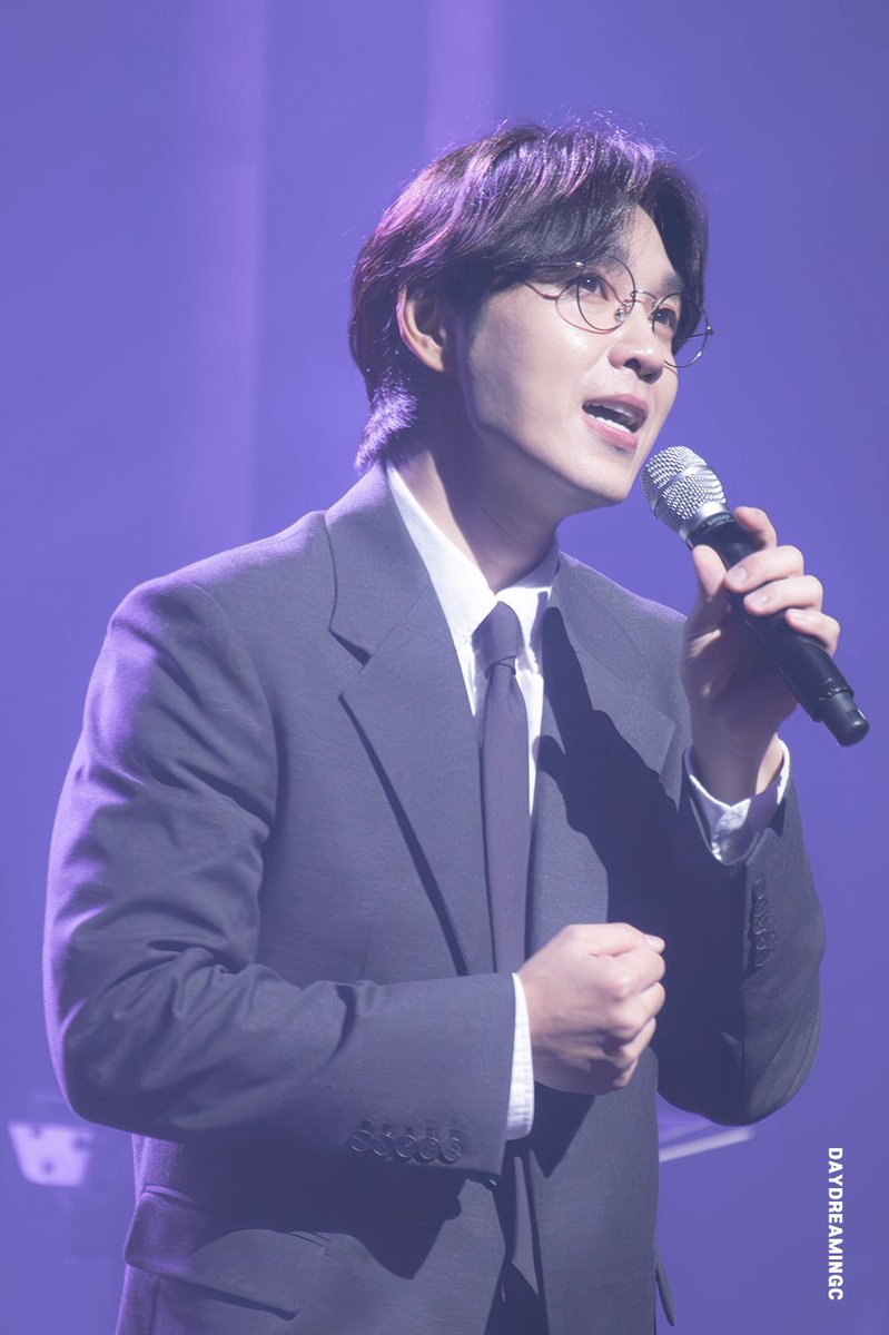 250921 새로, 쓰임 #이석훈 

노래할때 늘 예쁘다✨