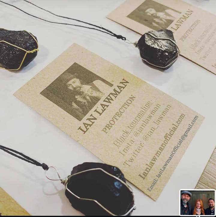 IanLawmanmedium's tweet image. Protection with crystal stone #exorcist #ianlawman #ghosthaunt #paranormal #celebrityhelpmyhouseishaunted