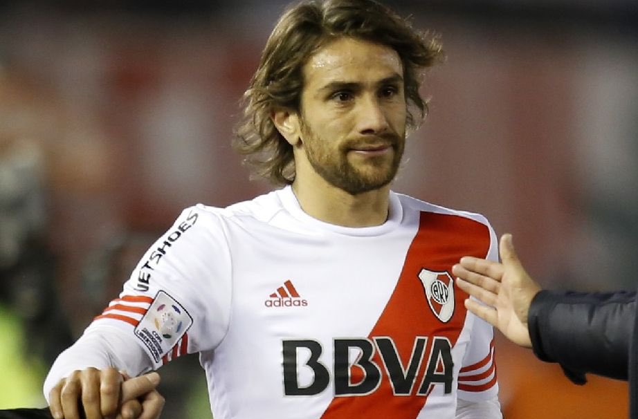 Termontiel_'s tweet photo. Necesito comprobar algo

Si pudieran elegir uno de estos futbolistas en su mejor momento en River para ir a remontar a Brasil

Con cual se quedan? https://t.co/hoYxJNVvvI