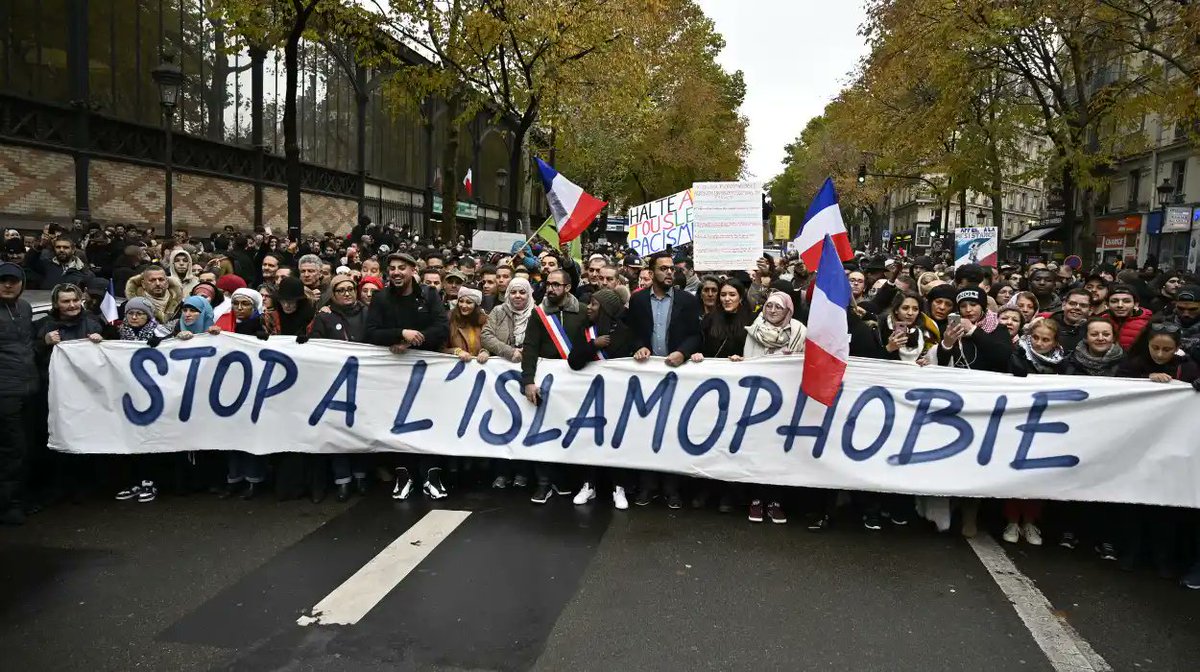 BrusselsMorning's tweet photo. The Hidden Cost of Islamophobia

 https://t.co/oWHZgbkz2X https://t.co/8jJp2juxHV