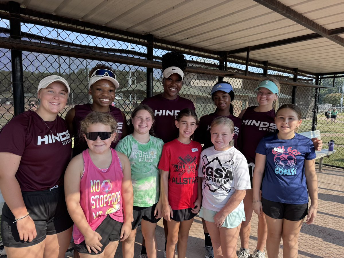 HindsCC_SB's tweet image. We found some Future Eagles this weekend! 🦅 

Thank you to Clinton Youth Softball Organization for letting us come and hang out Saturday! 

| #GoEAGLES #EFT 🦅🦅