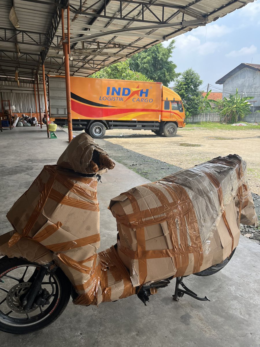 ambon_JS's tweet image. kuda tempur mendarat di Bogor, letsgoooo berdansaaa di kota hujan ini 🕺