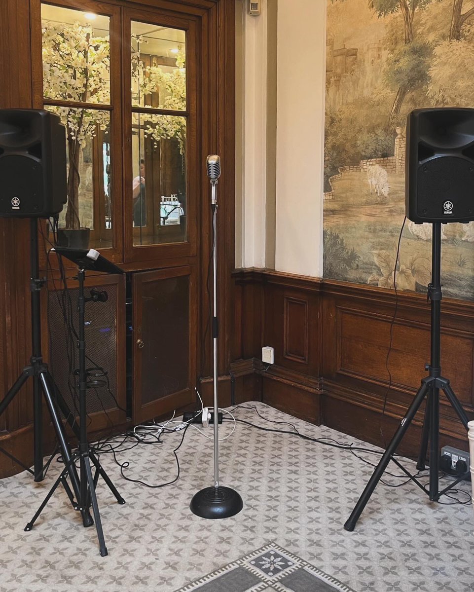 rubythejazzdiva's tweet image. The Wedding of Ceni &amp;amp; Graham 💍

Last Thursday, it was a complete privilege to finally perform for their Wedding Day at the gorgeous Clevedon Hall based in Somerset!

A massive thank you to this gorgeous couple for having me perform for their incredible day!

#thejazzdivaofourera