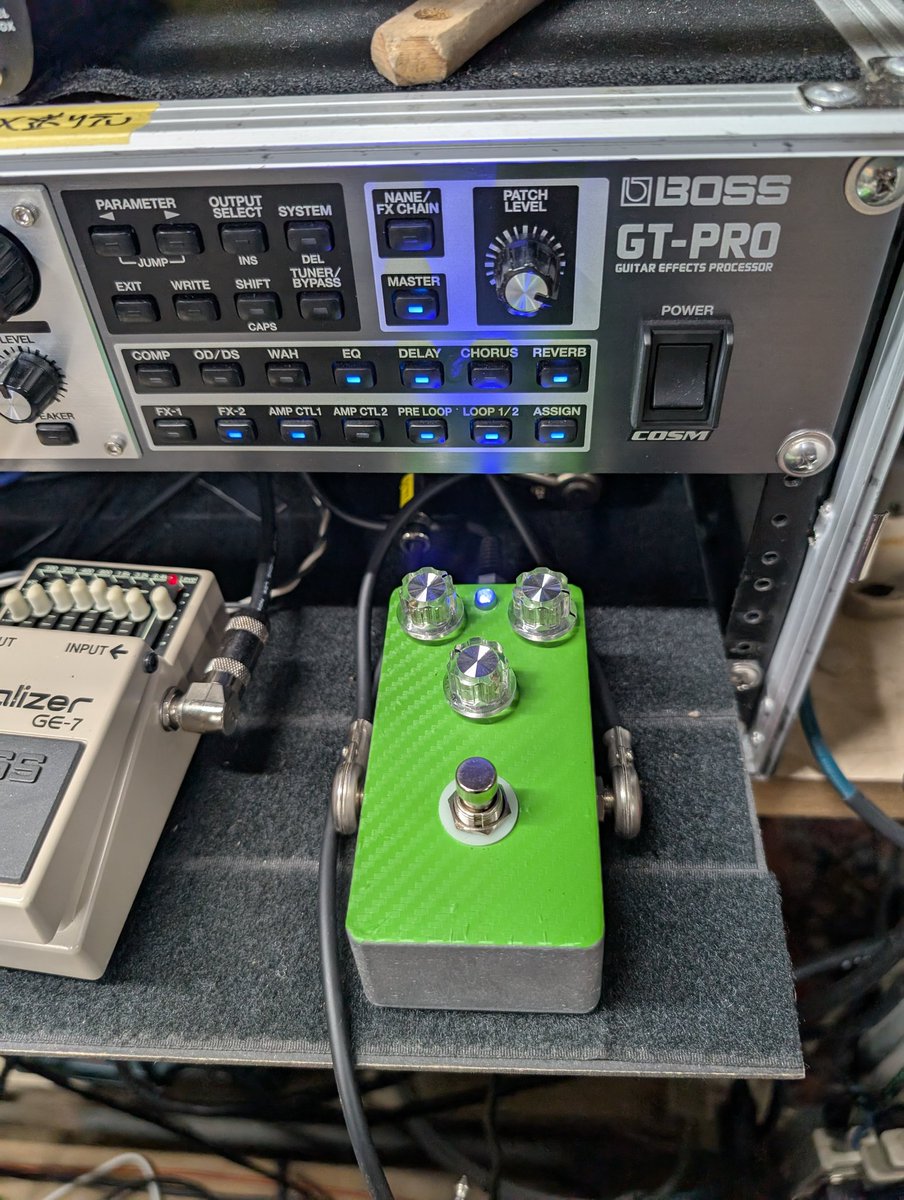 HotRodMod's tweet image. 俺的チューブスクリーマー(TS-808)でストラトを愛でる。

弦がフレットに当たる時のビチビチとした倍音が最高にエロい。

これが量産できたら良いんだけどね。。艶ありの4558DDが全然手に入らない。。

#ts808 #TUBESCREAMER #fender ＃strat