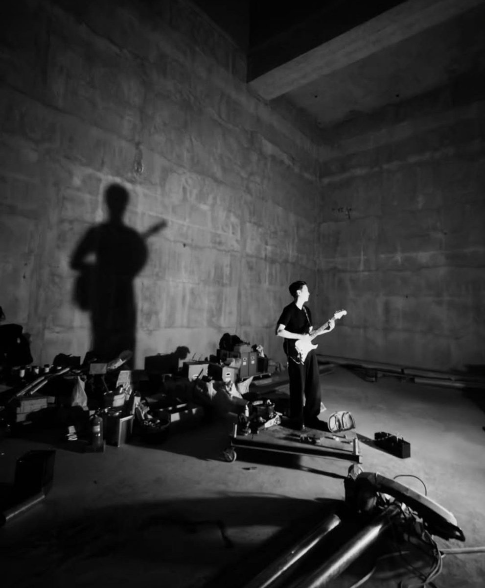 YOOOOOOOOOOOONNNNNNNNNNNNNNNNGGGGGGGGGIIIIIIIIIIIIII