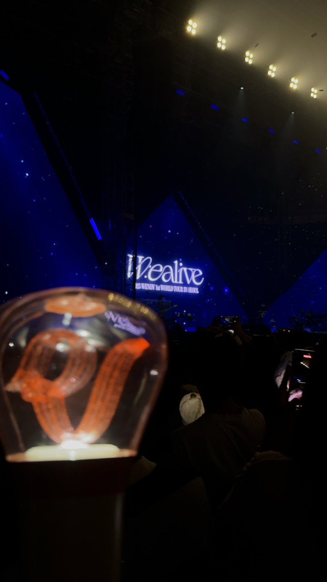 niringo04's tweet photo. 非常非常幸福了

謝謝追星路上好朋朋🥹
太久沒有去韓國了
一切都非常陌生💦💦 https://t.co/pO9Du0nbqI
