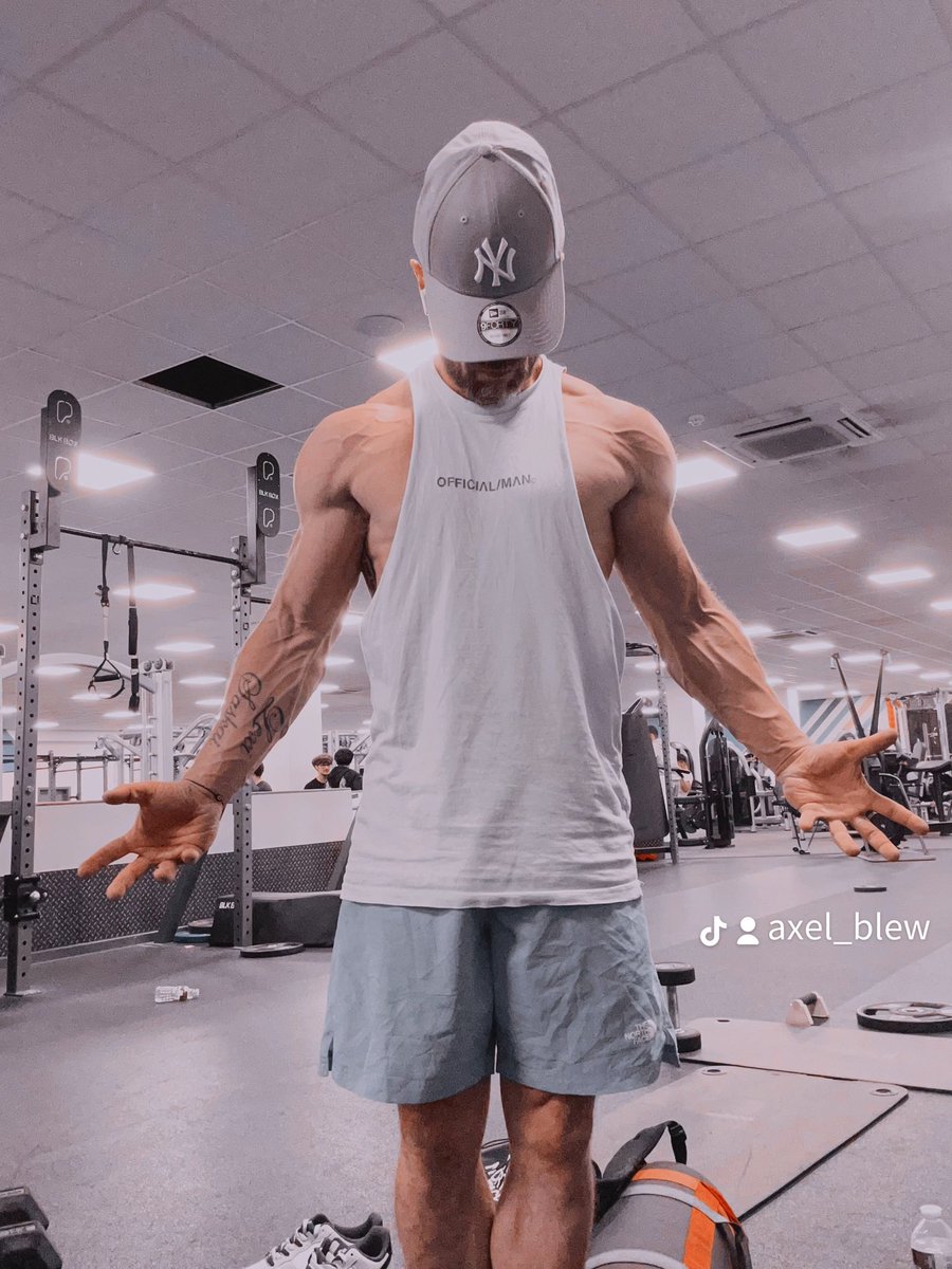 Axelblew's tweet photo. Just a few shots from the past couple of weeks. Nothing special lol.
#fitness #gym #fit #puregym #postpump #fypシ #fypシ゚viral #sexy https://t.co/BDugyPAzyj