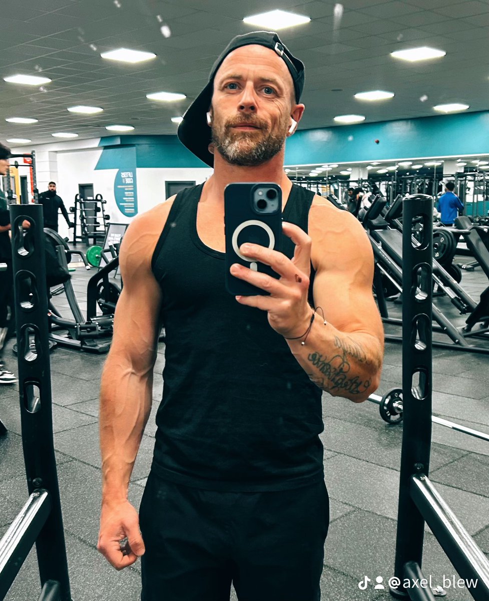Axelblew's tweet photo. Just a few shots from the past couple of weeks. Nothing special lol.
#fitness #gym #fit #puregym #postpump #fypシ #fypシ゚viral #sexy https://t.co/BDugyPAzyj