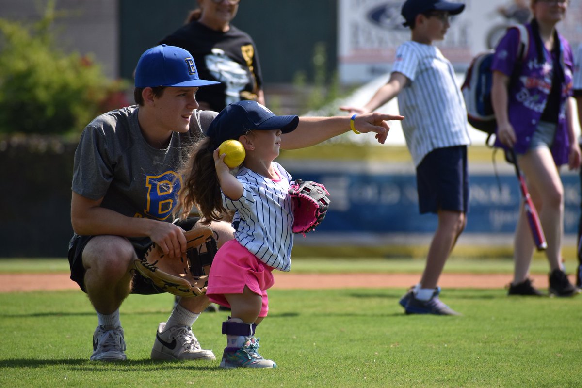 Josh Kern tweet media