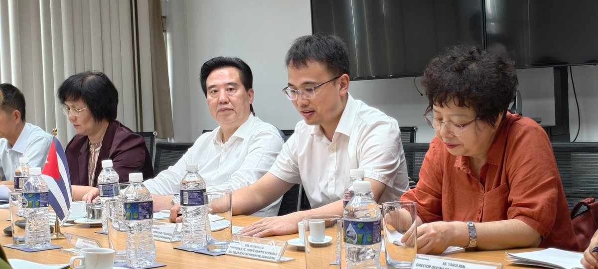 Santiago Dueñas Carrera (@sdcarrerabcf) on Twitter photo Recibimos en la sede de <a href="/BioCubaFarma/">BioCubaFarma</a> delegación del Consejo Popular Provincial de Guangdong, #China. La visita tuvo como propósito revisar los proyectos en curso y actualizar las múltiples oportunidades de trabajo conjunto. Recibimos en la sede de <a href="/BioCubaFarma/">BioCubaFarma</a> delegación del Consejo Popular Provincial de Guangdong, #China. La visita tuvo como propósito revisar los proyectos en curso y actualizar las múltiples oportunidades de trabajo conjunto.