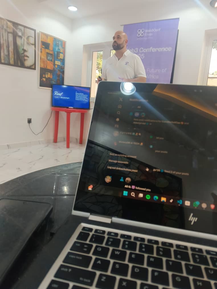 Vicsonham Tech 👨🏿‍💻 tweet media