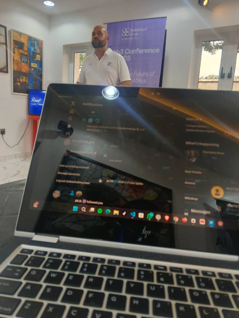 Vicsonham Tech 👨🏿‍💻 tweet media