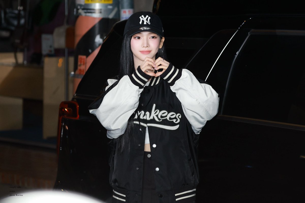 notes0411's tweet image. notes178｜250922 MLB🫶🏻

#카리나 #Karina #カリナ #에스파 #aespa