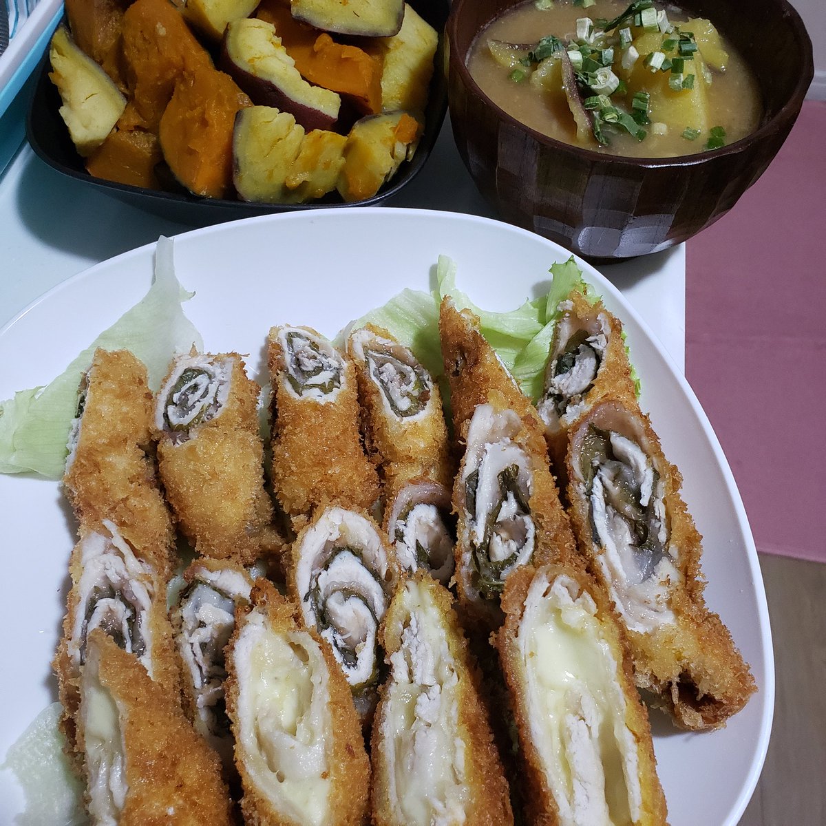 本日のお品書き

昼:クリーム🍝
🌃:ささみの大葉梅肉＆🧀巻フライ
       🍠と🎃の煮物
       🍠味噌スープ

久々にPSPを起動してみた
ロード時間の長さにちと引いたꉂ(ˊᗜˋ*)
動くだけスゴイよね(´˘`๑)"ｳﾝｳﾝ