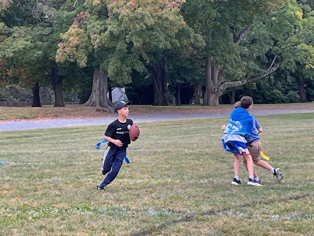 WVMSDragons's tweet image. 6th grade PE students enjoyed playing flag football and the WVMS classic game, Razzle Dazzle! 🏈 #WVMS #LMSD #PhysEdFun