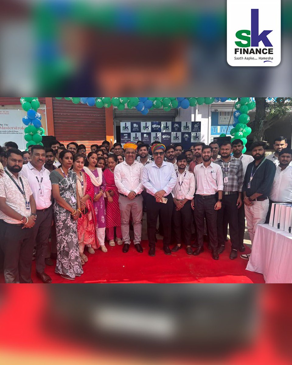 Loan Gaadi rolls out from Jaipur! 🚙

The SK Loan Gaadi was flagged off from our DCM Branch, Jaipur, marking another milestone in our journey of taking financial access closer to people.

With this initiative, the Loan Gaadi will reach out to customers across the region, driving