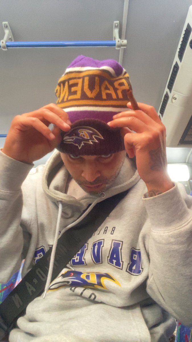 pyrexstacks's tweet image. Flockgang ravens 🐦‍⬛ 🖤💜🖤💜 till my casket ⚰️ drops