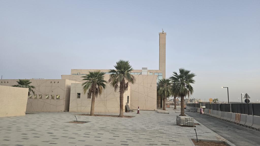 Good Evening guy's 

Beautiful mosque in Riyadh KSA 🇸🇦🇵🇰