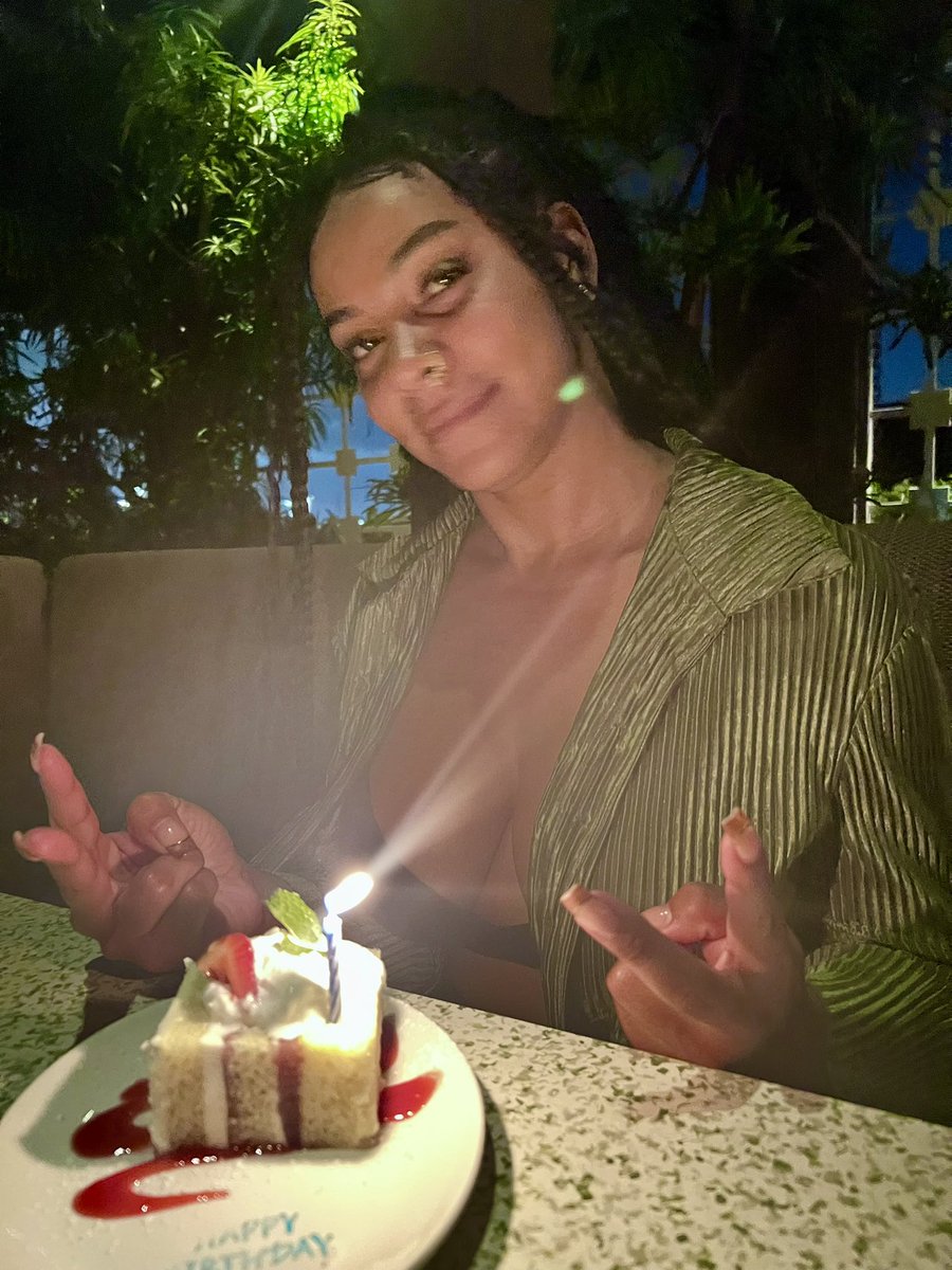 musclebob buffpants tweet media