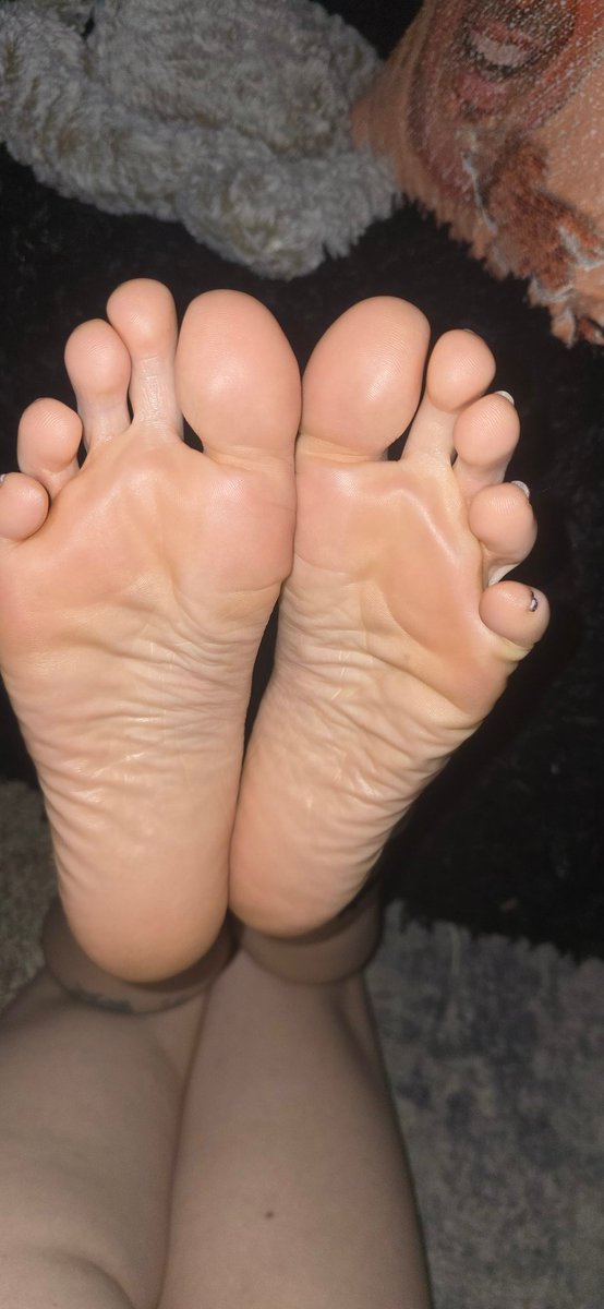 BwitchedSolez's tweet photo. You like em close up don't you?...
🤭👣 https://t.co/g5htfoR8E2
