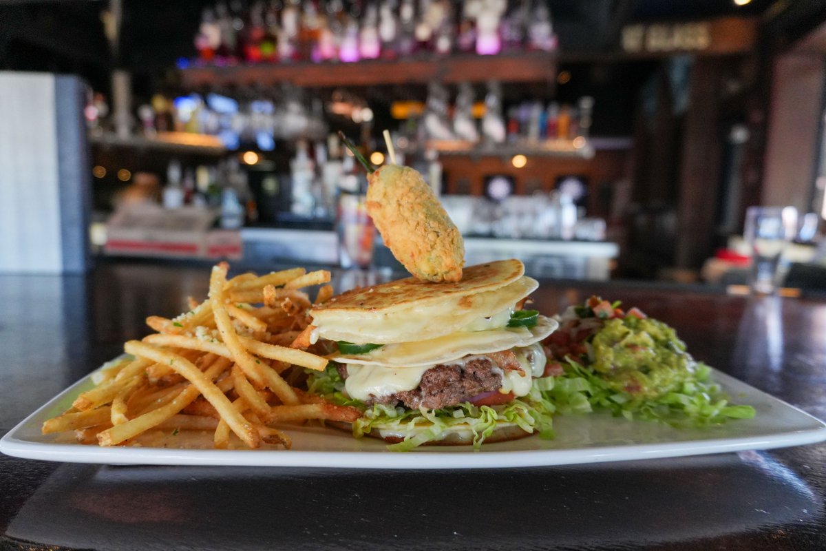 Brick House Tavern + Tap tweet media