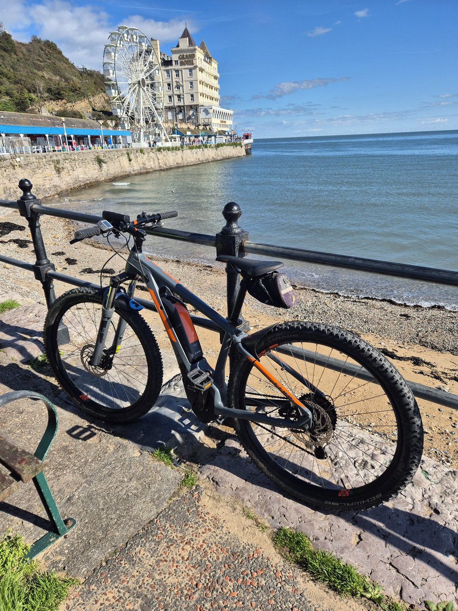 Lovely bike ride to Llandudno this morning