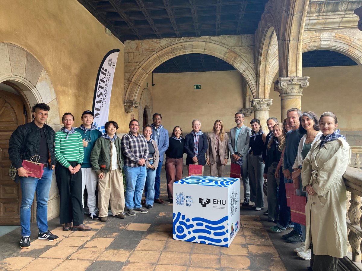 IISJOnati's tweet image. The IISL Master’s 2025/26 kicks off in Oñati with 11 new students! 🎓🌍 // ¡Comienza el Máster IISL 2025/26 en Oñati con 11 nuevos/as estudiantes! // IISL Masterra 2025/26 hasi da Oñatin, 11 ikasle berrirekin! #oñati #iisl #iisj iisj.net/en/socio-legal…