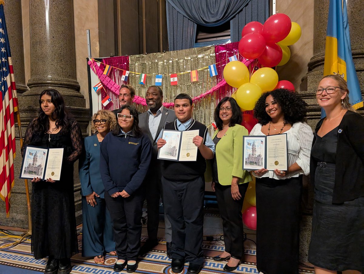 I was proud to join @phlcouncilpresident &amp; @councilmemberquetcy for the opening of From 215, Con Mucho, Mucho Amor. Visit this Hispanic Heritage Month art exhibition in City Hall (4th floor &amp; Rm 116) through Oct 31! #HispanicHeritageMonth #cmahmad