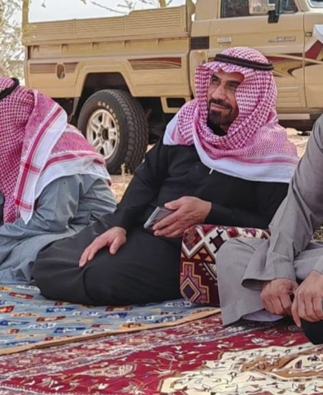 AzAlhamran's tweet photo. رسالة إلى أخي وصديقي وزميلي الأستاذ القدير  والمربي الفاضل علي بن أحمد الطواله؛ إن ما قدمته من  عطاء وتفان سيبقى شاهد على  مسيرة مشرفة  وعمر قضيته في  خدمة  العلم وأبنائه فلك مني  خالص الشكر والتقدير، ودعوات صادقة أن يبارك الله في عمرك وصحتك، ويجعل ما بذلته في موازين حسناتك... https://t.co/XYjMCBqO0K