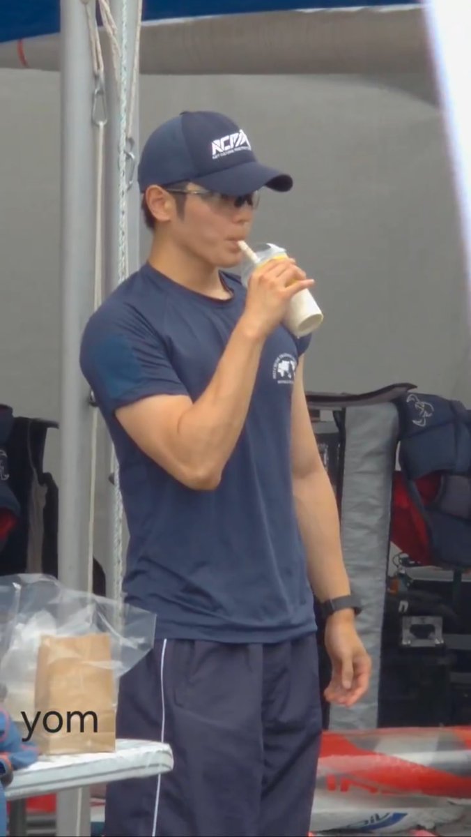 아이돌                                          병장