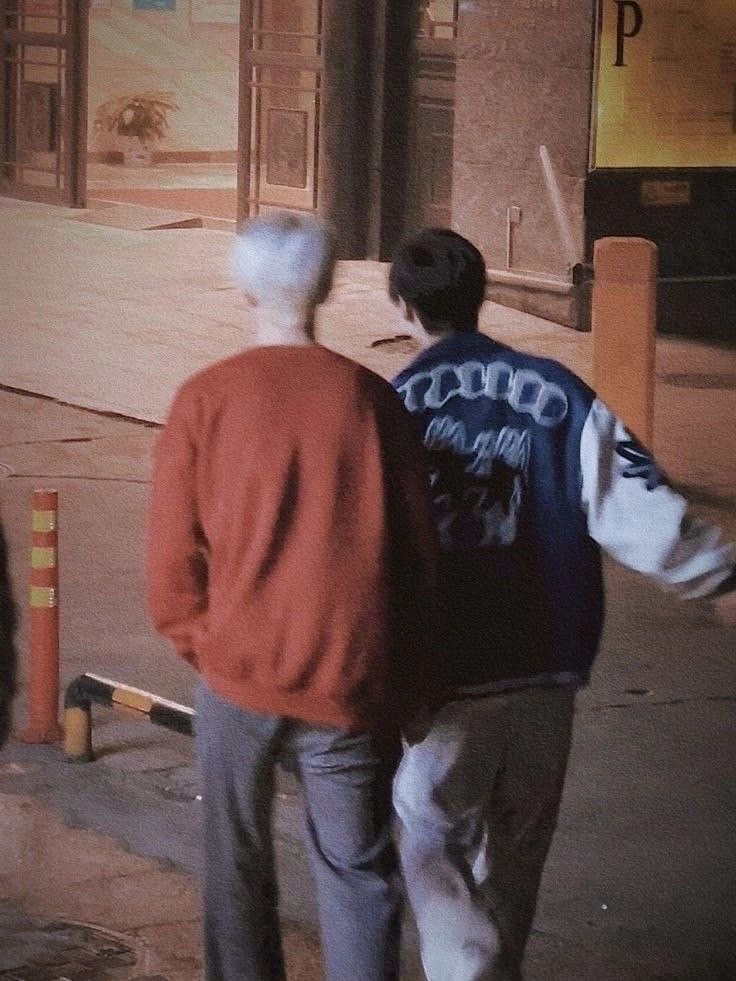 NOROSHl's tweet image. Dijemput setelah bikin huru-hara.