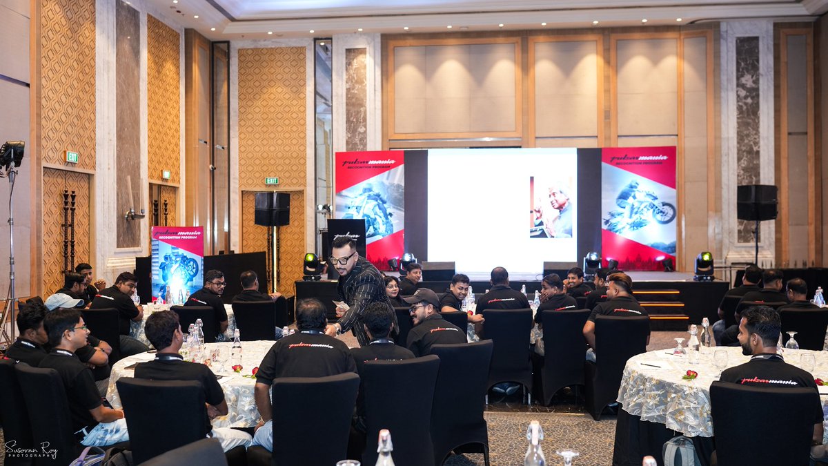 ankitshaw22's tweet photo. “Motivation that unites dealers, distributors, and brands into winning teams.” 

Recently had the privilege of associating with Bajaj Pulsar as a #MotivationalSpeaker &amp; #TeamBuildingExpert. My role extended beyond delivering motivational insights. 
#MrTalkative🇮🇳 https://t.co/d4zQl7FlQo