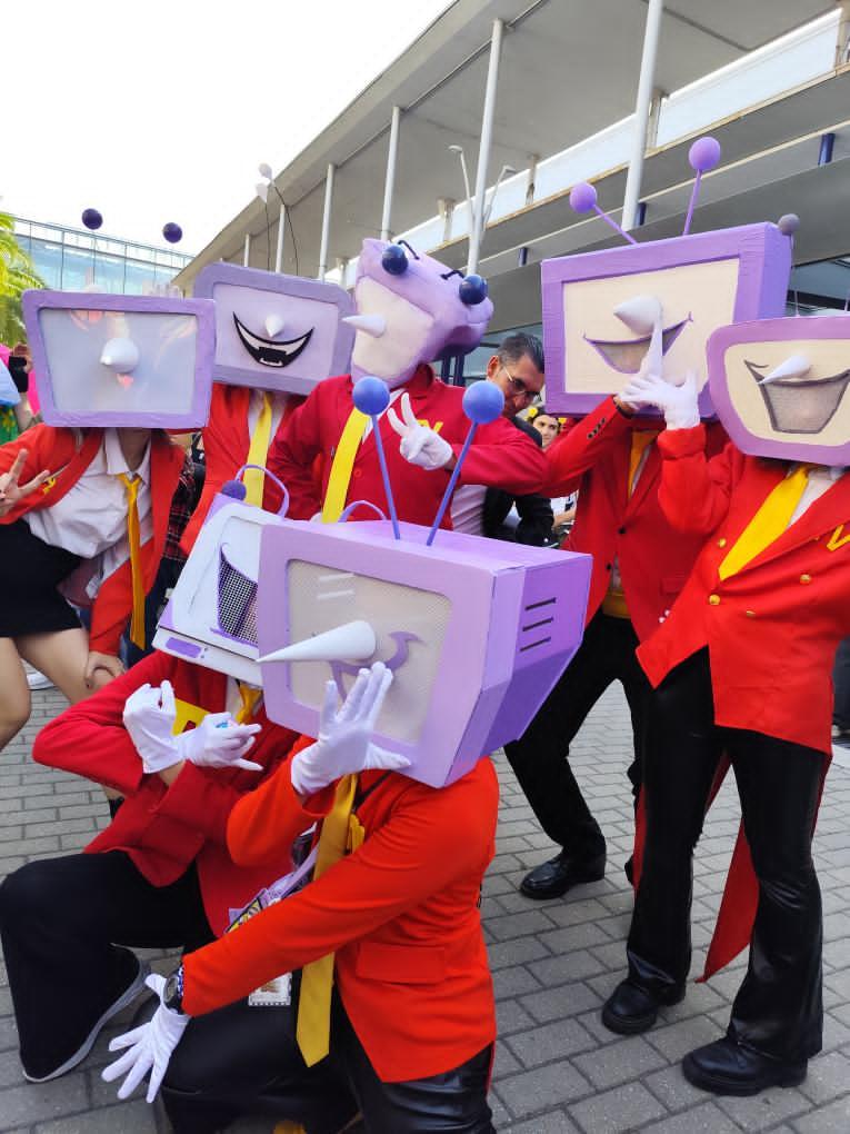 lucimatsu_'s tweet photo. Tenna cosplay gathering from last Saturday at #JapanWeekendMadrid https://t.co/QJGHdsJLkp