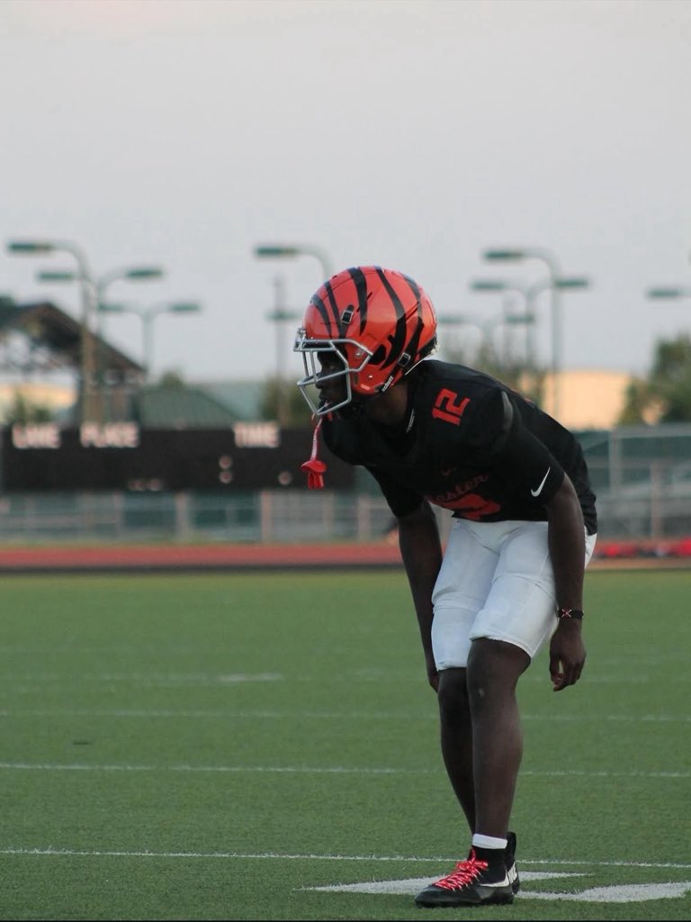 Non district highlights below! <a href="/AllCoachJohnson/">Coach E. Johnson</a> <a href="/Coach_Muhammed/">Sadiq Muhammed</a> <a href="/coachqwalker/">Coach Quantence Walker</a>  
hudl.com/v/2ShK1K