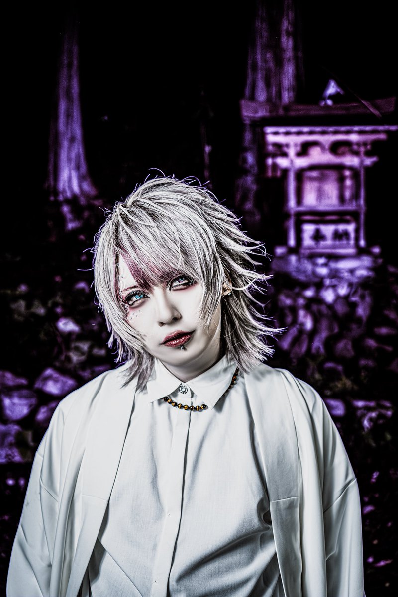 rurunone_YMCP's tweet photo. ⛩️アー写公開②⛩️
唄 やもん
七弦 樂
太鼓 奏音 https://t.co/aW2GNLp1wh