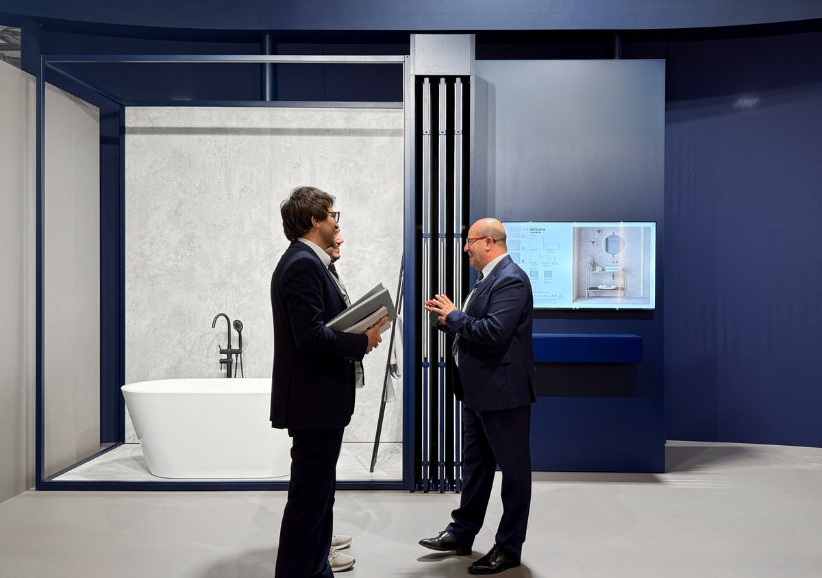 inscaOficial's tweet image. Hoy arranca Cersaie y nos hace mucha ilusión poder compartir lo que hemos preparado durante tantos meses.

Si estás en #Cersaie2025, tienes que venir al stand de INSCA. Te esperamos en el Hall 28 Stand B12 C11. 📍

#TileDisplay #ShowroomCerámica #Cersaie2025 #InteriorDesign