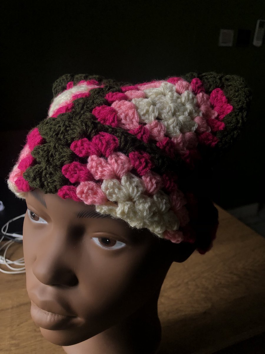 purple_strands's tweet photo. Crochet hats?
Sign me up! https://t.co/ZcJVMIVyvj