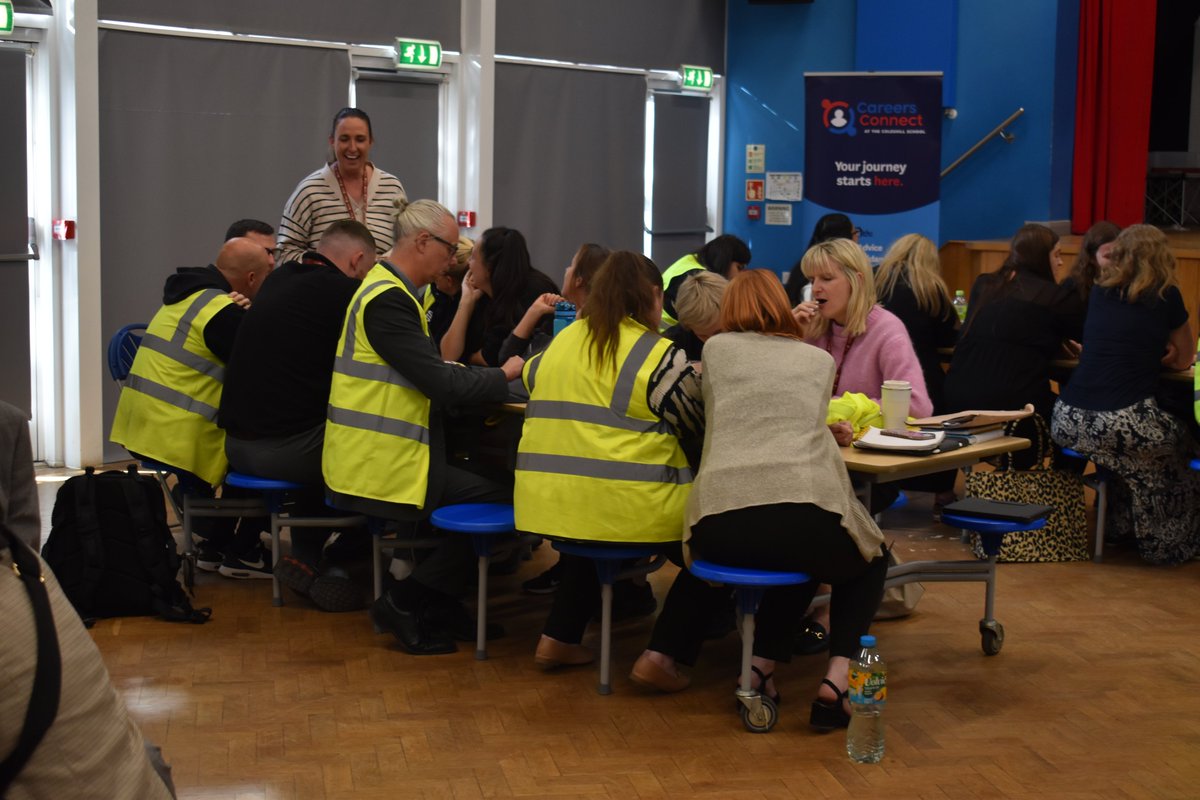 ColeshillSchool's tweet image. Staff taking part in CPD  vocabulary training to help our students be vocabulary-rich &amp;amp; confident communicators #CPD #lifelonglearning #vocabularlyMatters @the_atlp