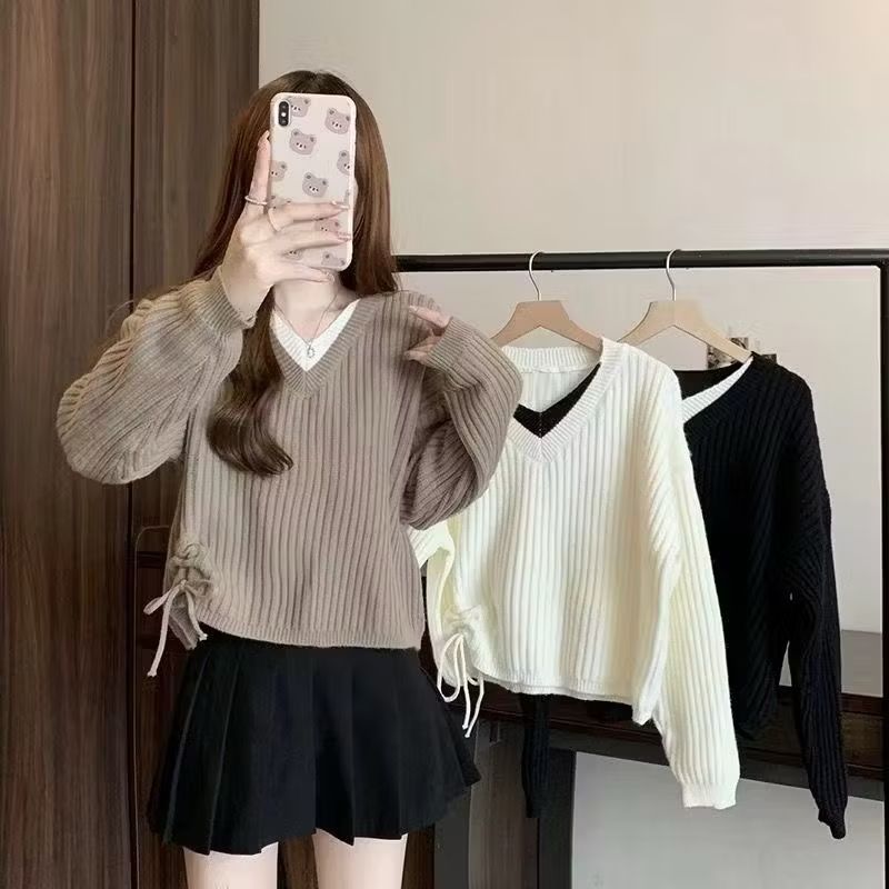 bbidtie's tweet photo. SWEATER V NECK KNIT 

 https://t.co/0XJ7LdgB4m https://t.co/yrasXPxiat