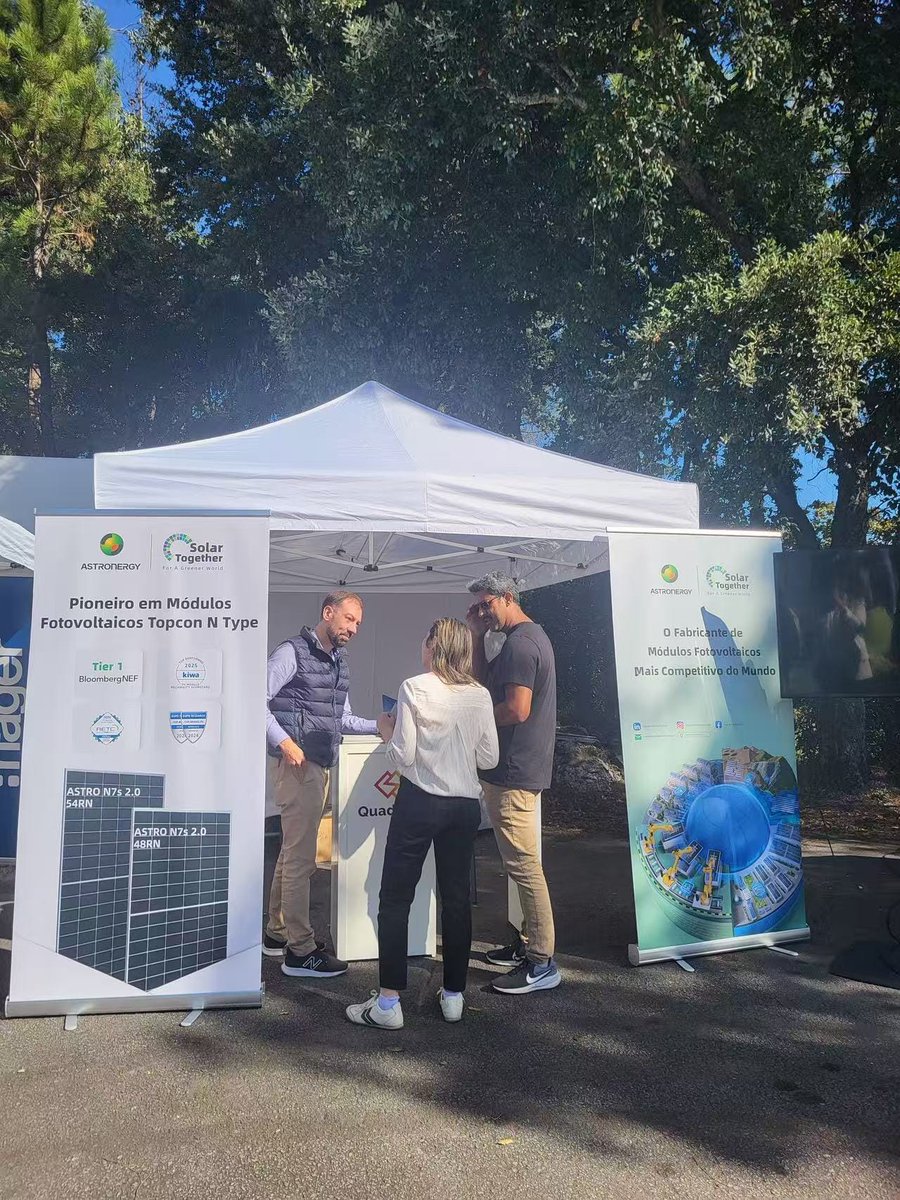 Hoy estamos en Braga, Portugal, en el Open Day Quadrisol, para presentar nuestros productos <a href="/AstronergySolar/">Astronergy</a>  . Gran y provechosa jornada.